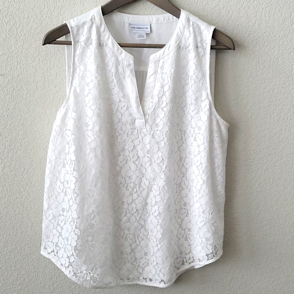 Lace sleeveless top